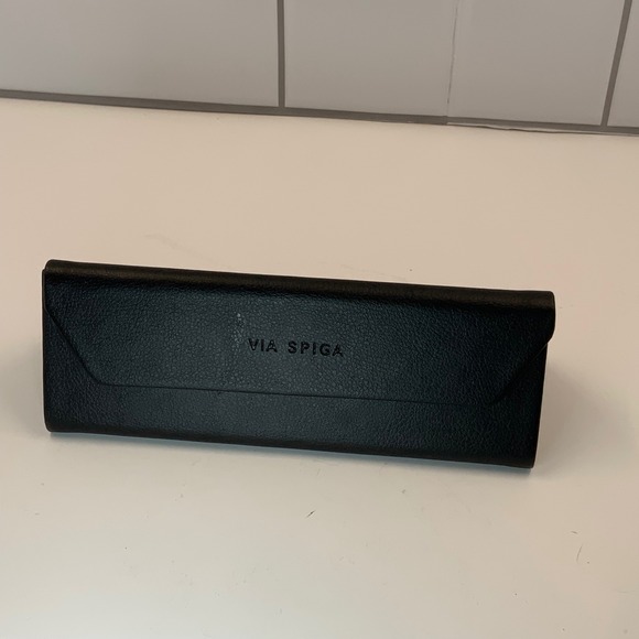 Via Spiga Accessories - Via Spiga Black Triangular Folding Hard Shell Sunglasses‎ Eyeglasses Case